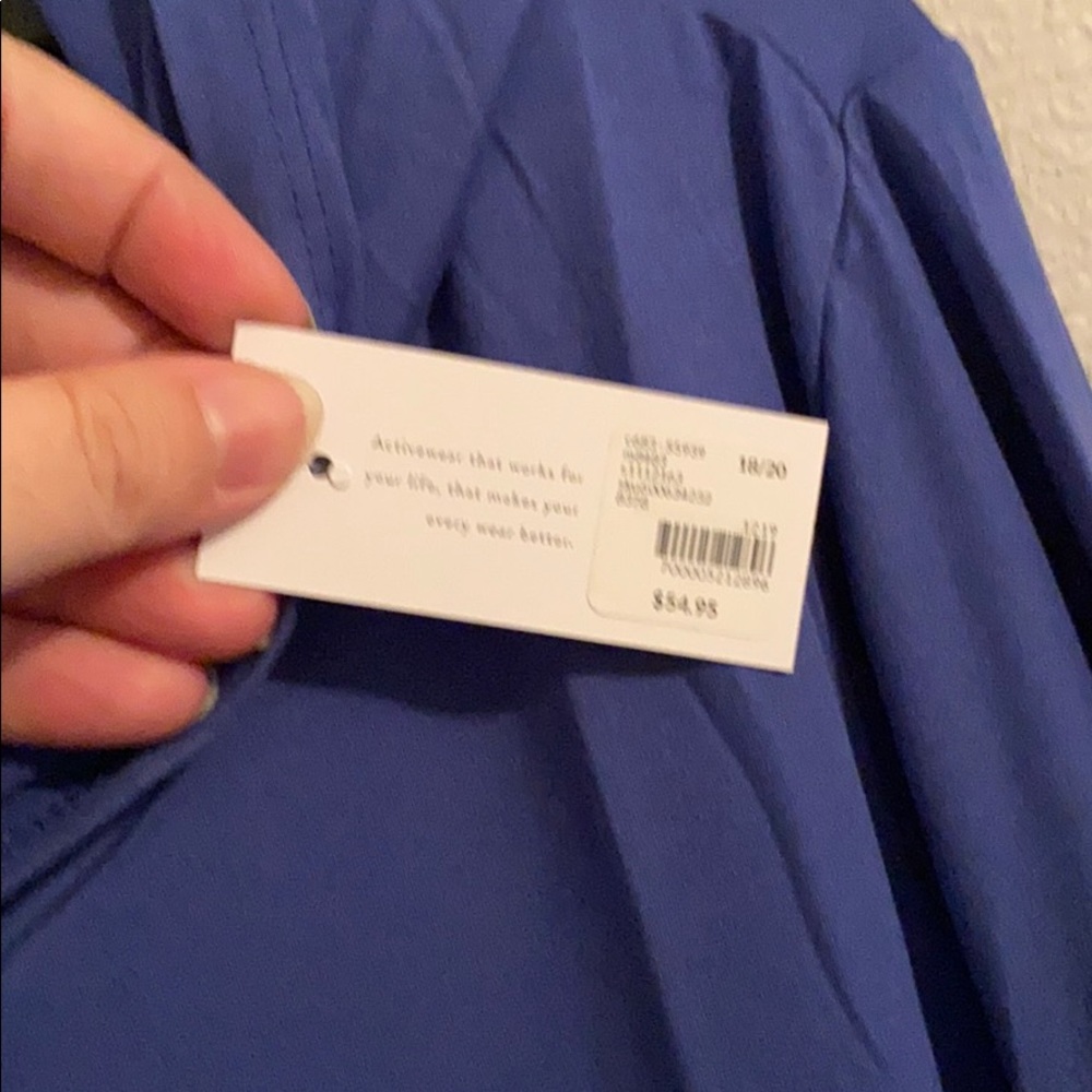 NWT! LIVI active drawstring waist hoodie. 18/20 - Picture 10 of 13